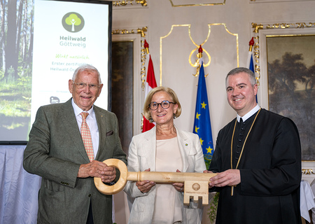 Göttweig: Erster zertifizierter Heilwald Österreichs eröffnet