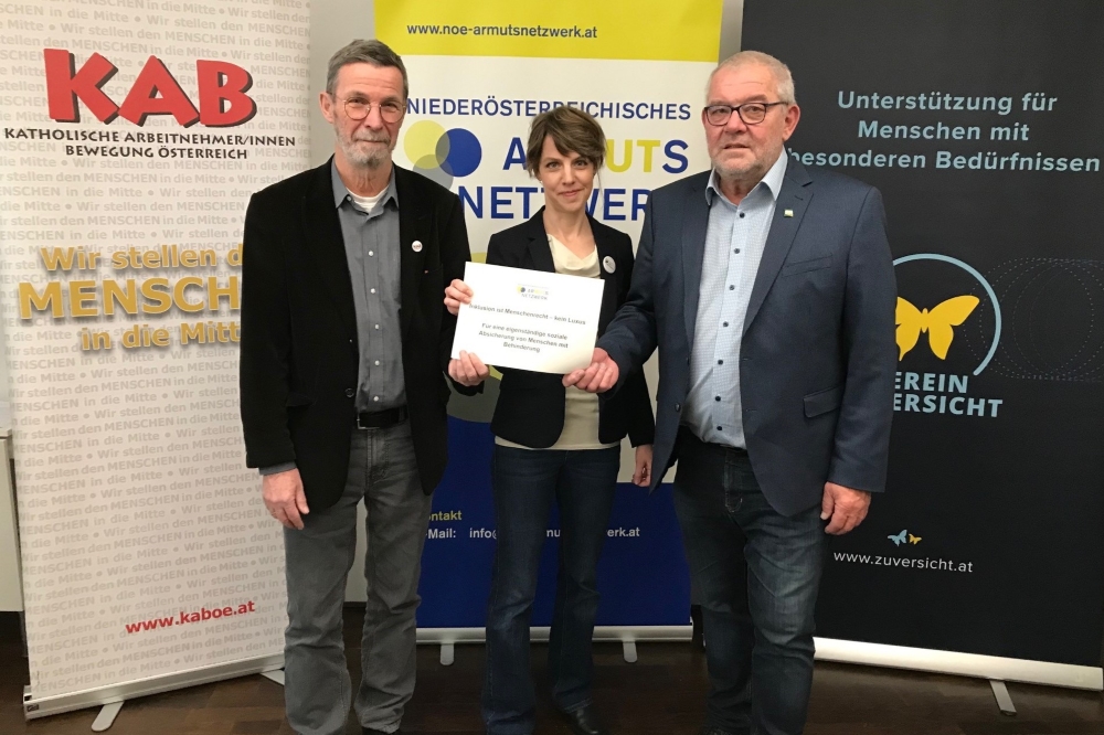 Gruppenfoto mit von links nach rechts Karl Immervoll, Barbara Bühler und Martin Hetzendorfer